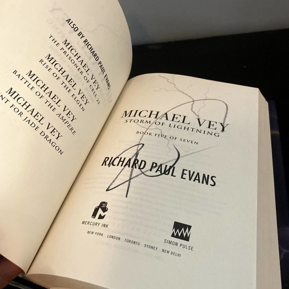 Michael Vey by Richard Paul Evans Books 1-5 Autographed - Picture 13 of 13